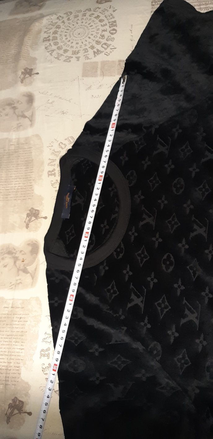 Louis Vuitton tricou made in Italy,super oferta