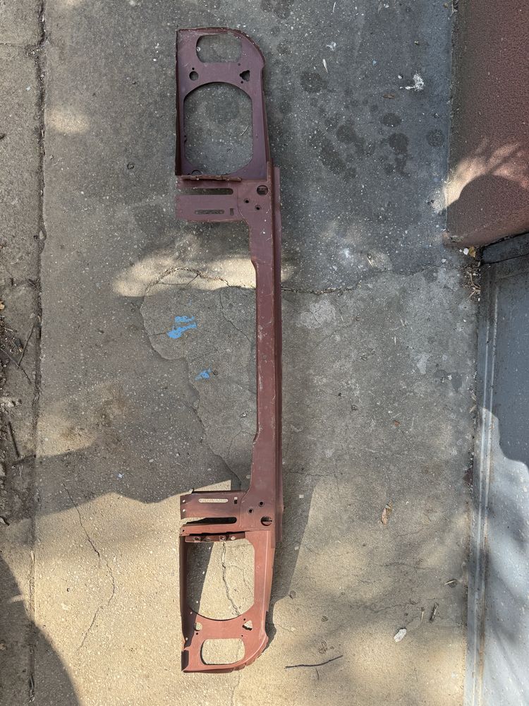 Masca fata dacia 1300 1310 1410