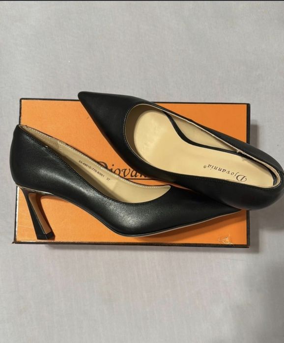 Туфли от Джуванни