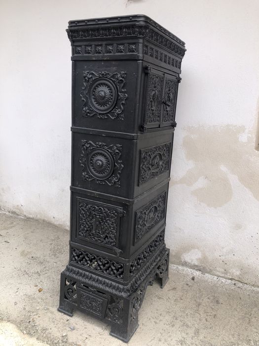 Sobă veche de colecție