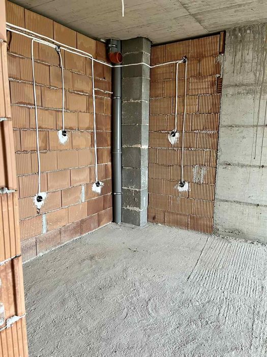 Двустаен апартамент в кв. Остромила