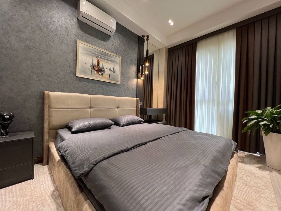 Новостройка! Срочно сдается новая квартира в центре! Метро ойбек!