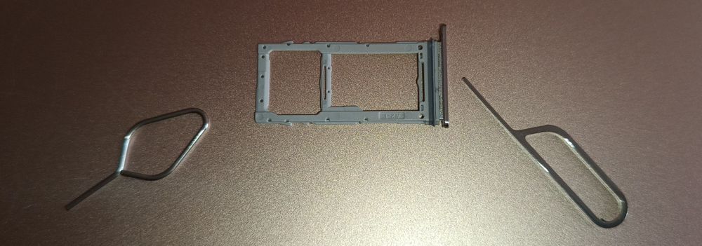 Лоток для симки Samsung S10 lite . Оригинал