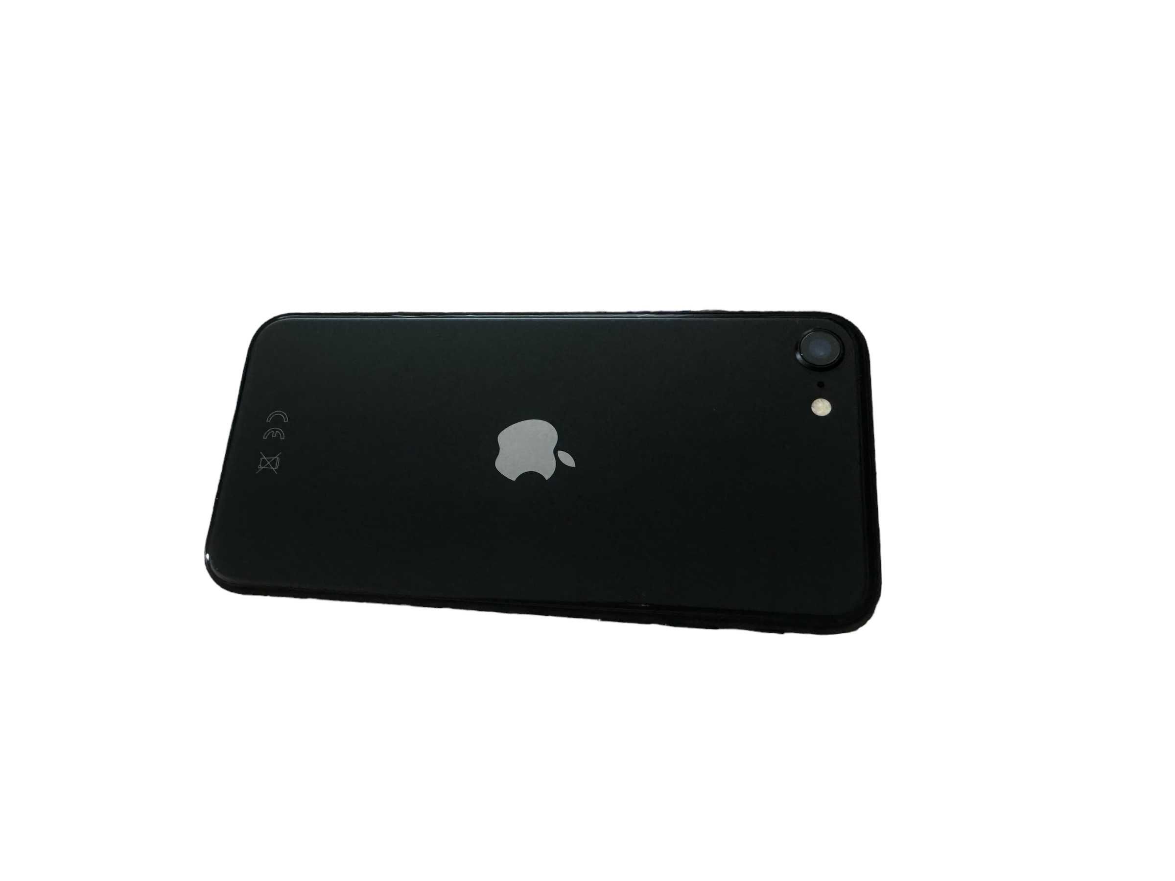 iPhone SE 2020 използван
