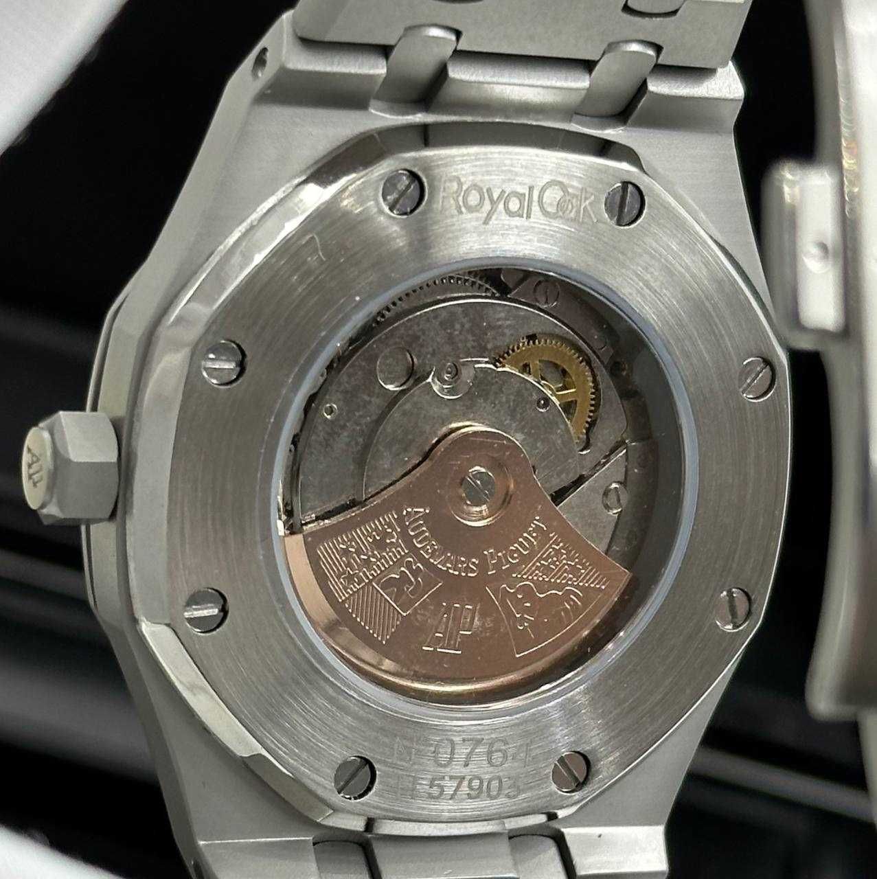 audemars piguet royal oak kaws collectie