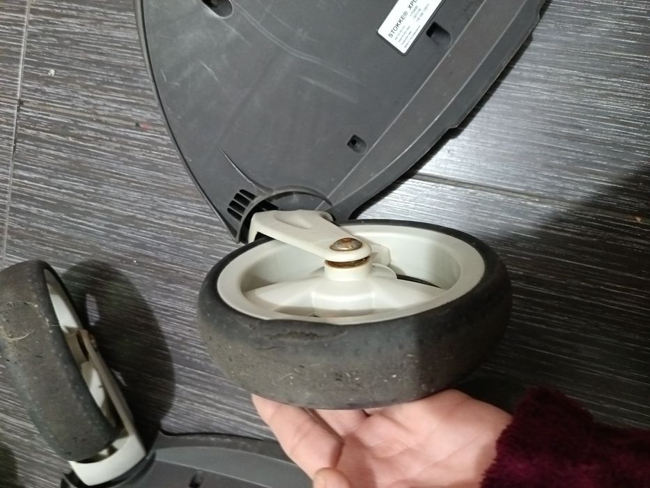 Vând roti stokke explory v2/ V3 cu tot cu placa