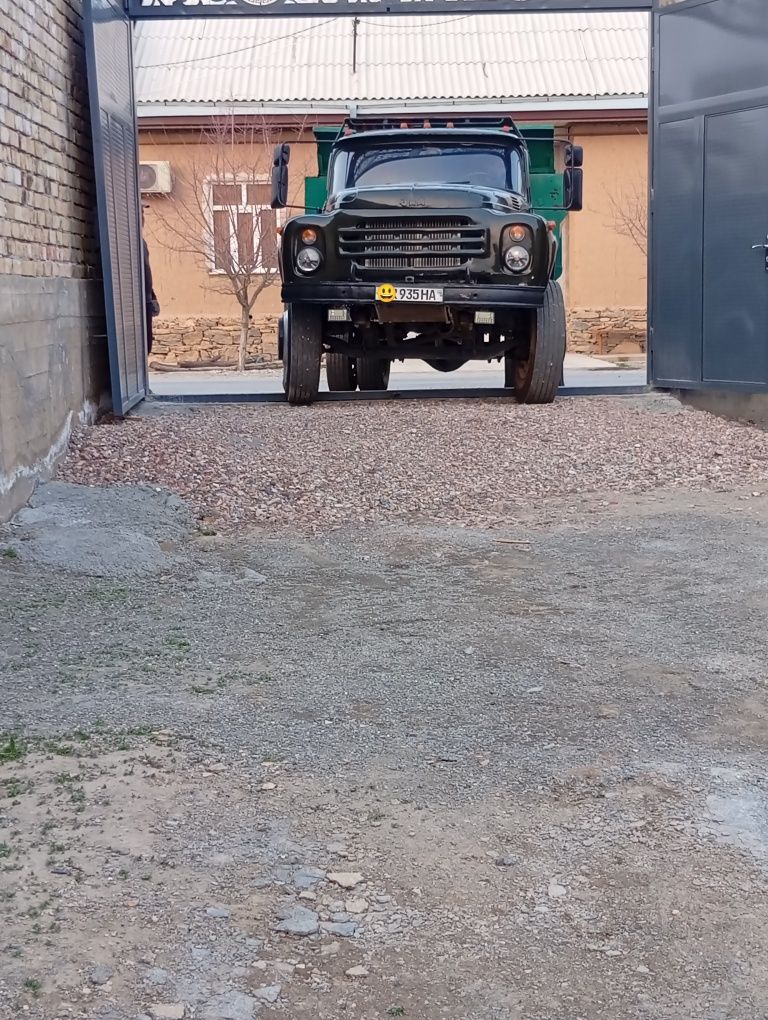 Zil maskovski. Narxi 11500 kelishiladi.