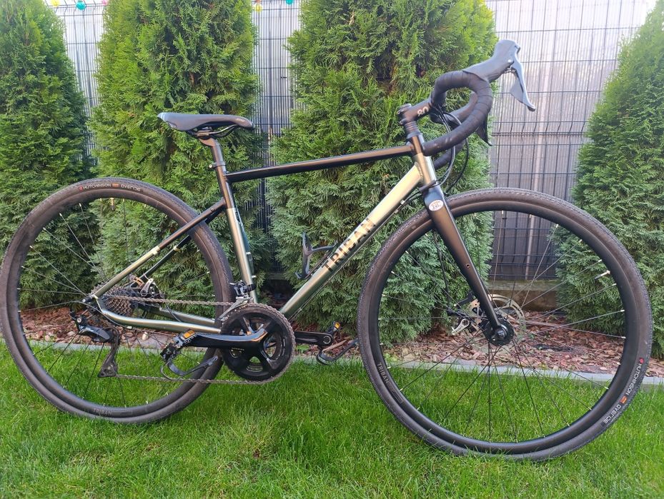 Шосеен велосипед Triban RC GRAVEL 520 /28/M