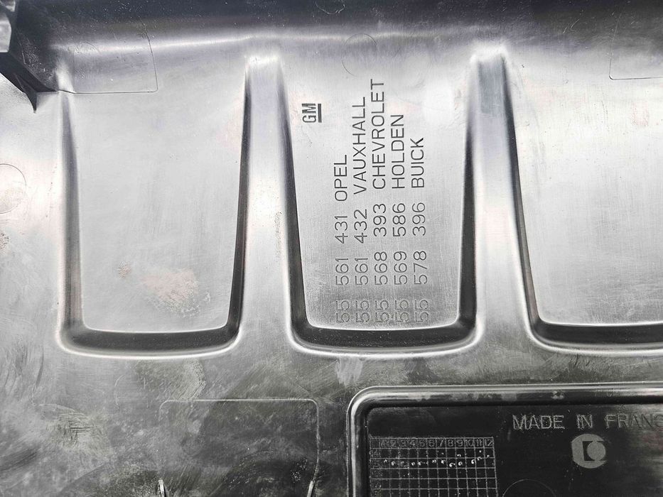 Capac motor  Opel Corsa D [Fabr 2006-2013] 55561431 1.4 B B14NET 103KW