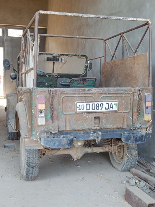 Uaz 69 1966 yil benzinda