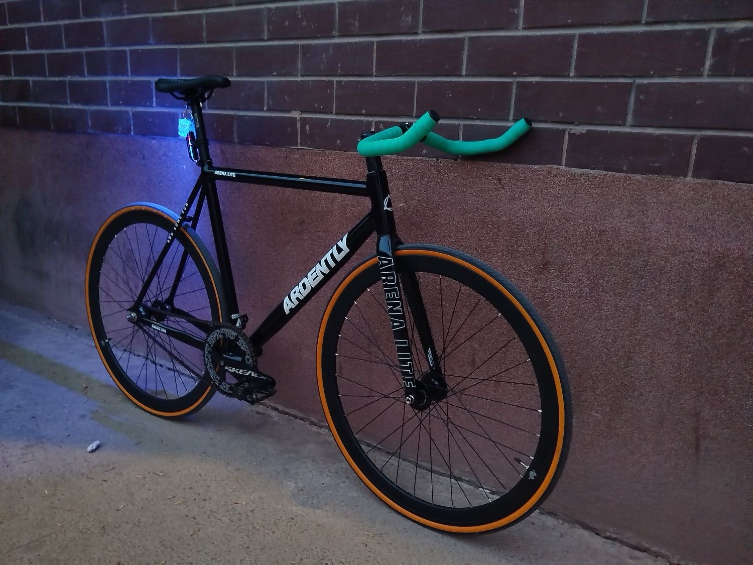 Продается fixed gear,fix,фикс Ardently arena lite
