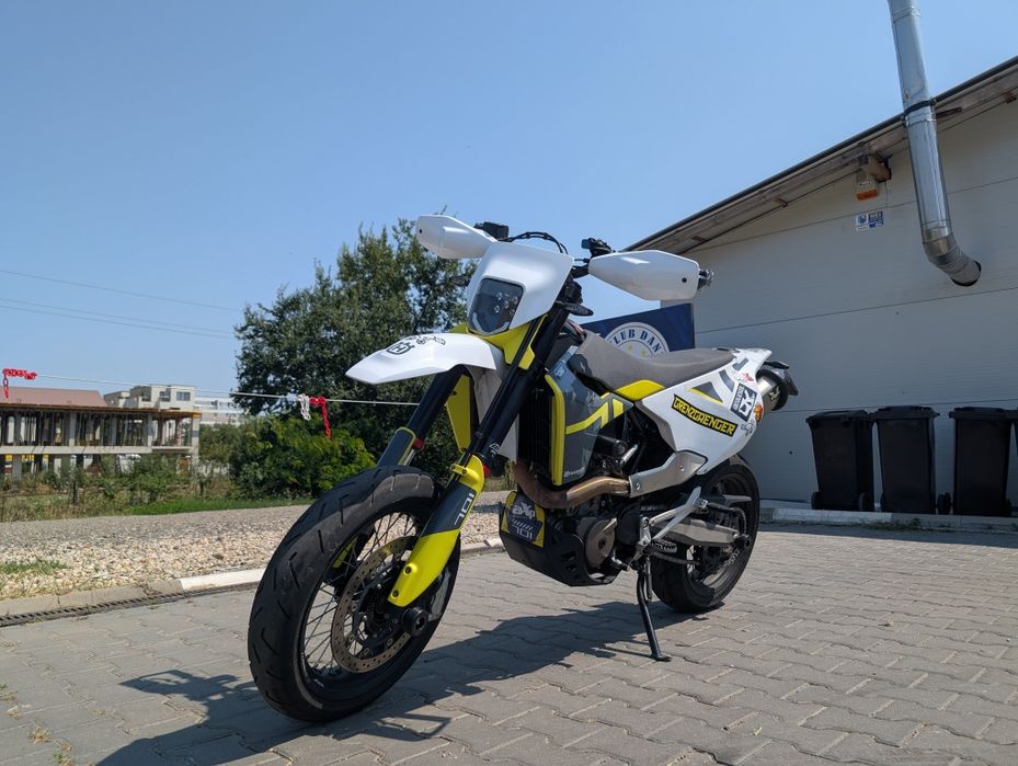 Husqvarna 701 SM 2022 Supermoto