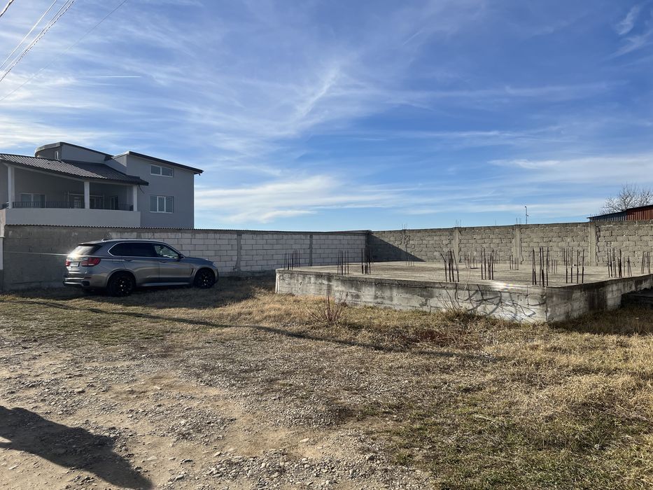 Teren de vanzare cu fundatie locuinta in Targoviste- Priseaca!!!