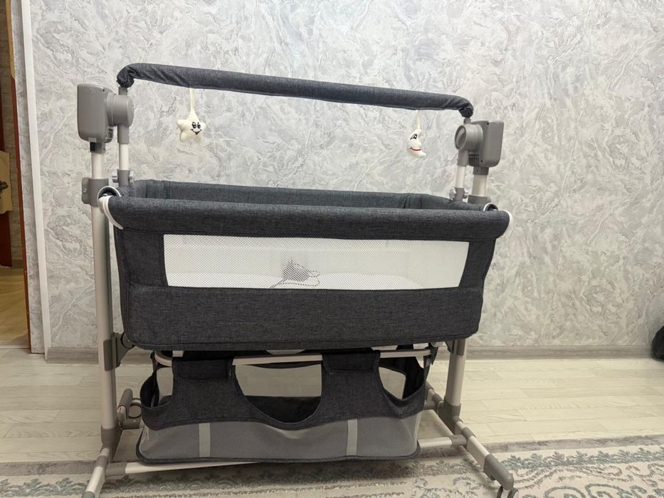 Продам детскую электронную люльку в отличном состояний.