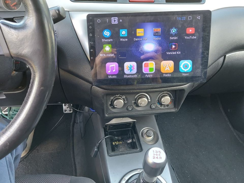 Dezmembrez Mitsubishi Lancer motor 2.0 benzina 135cp 4G63 navigatie subwoofer dezmembrari piese