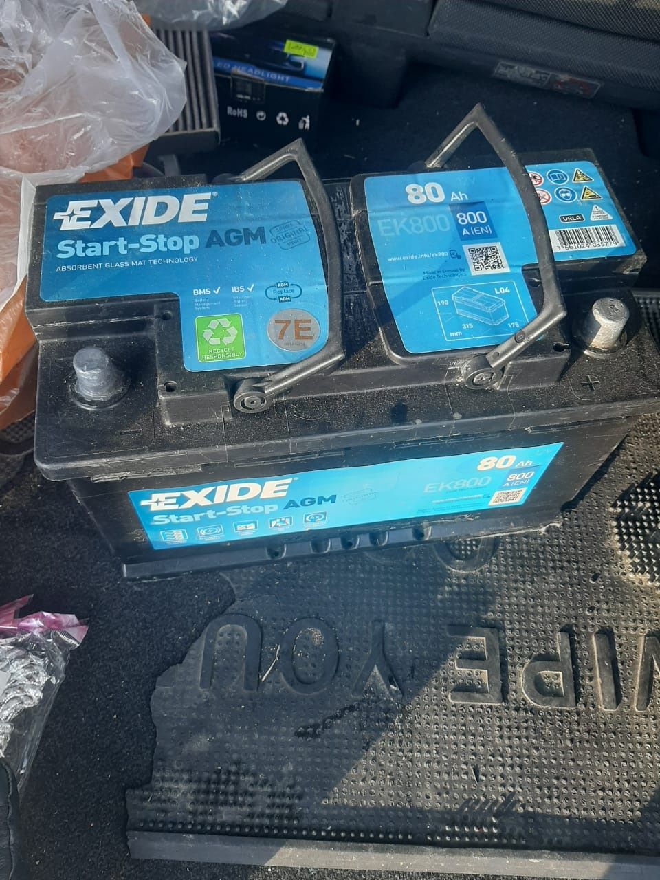 Аккумулятор EXIDE AGM EK800 в отличном состоянии