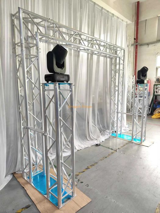 Lasere, lumini, schele