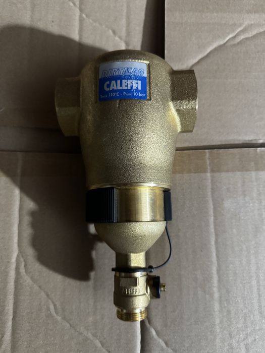 Separator de namol, magnetic, Caleffi, Dirtmag, FI, D.1 1/2"