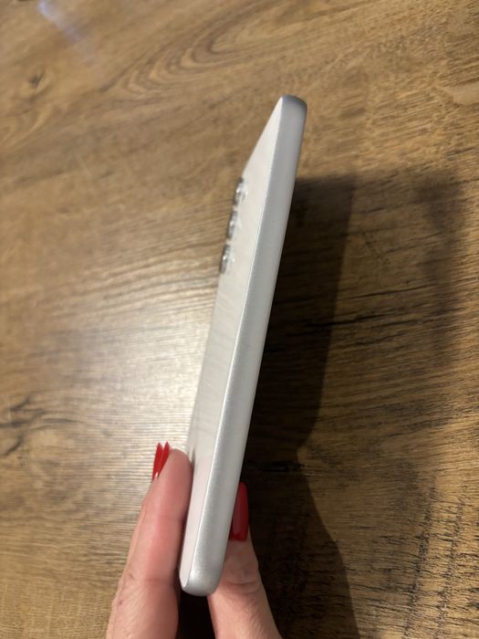 Sansung galaxy A 54 white