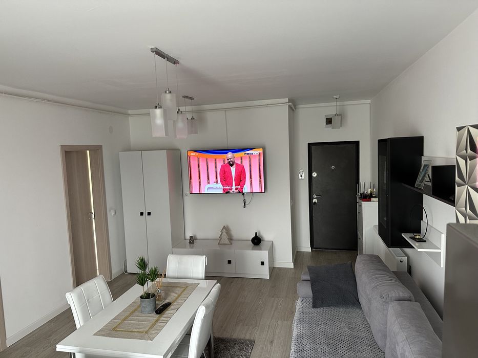 Închiriez Apartament 2 camere ,Str. Siretului,Chinteni