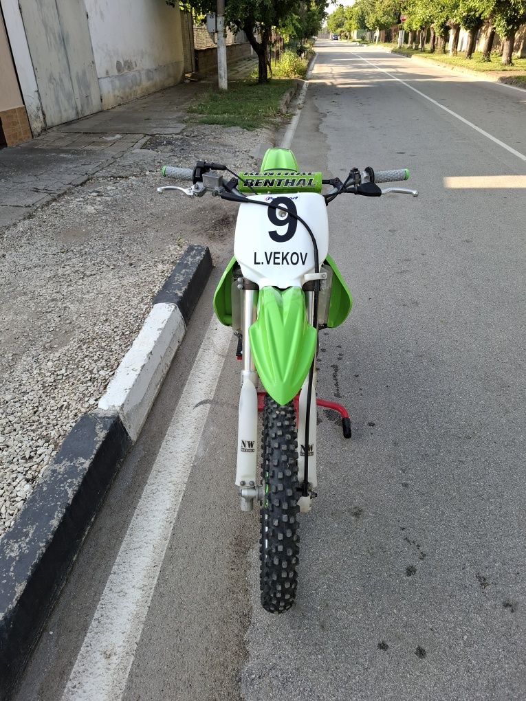 Продавам Kawasaki kx 85