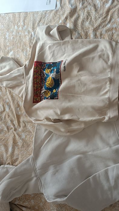 Суитчъри 2 броя Мики Маус на Зара и НМ 152см