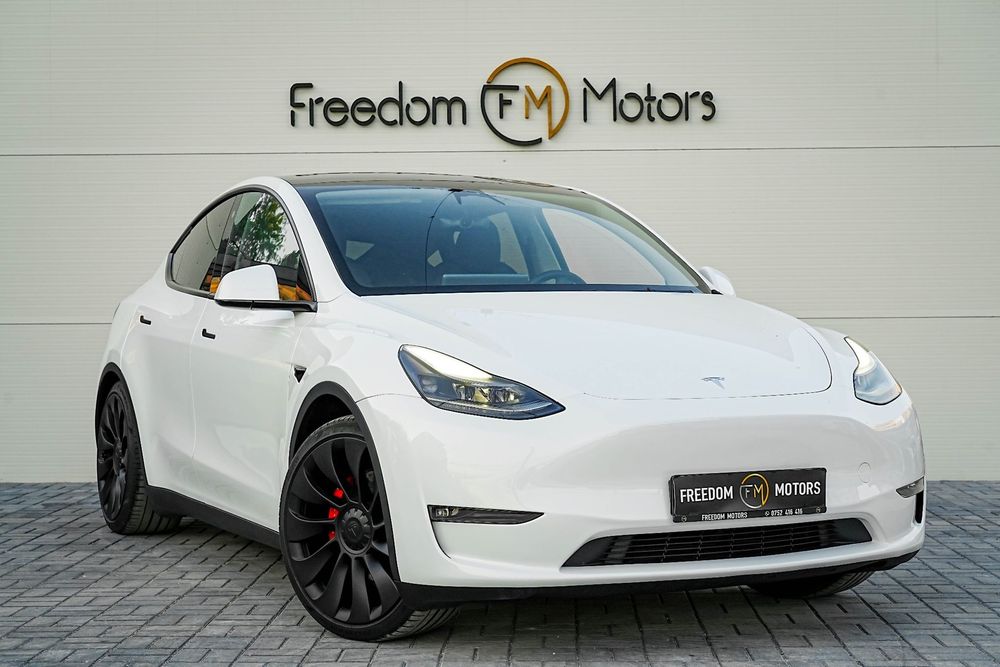 Tesla Model Y Performance 534 CP Autovehicul nou
