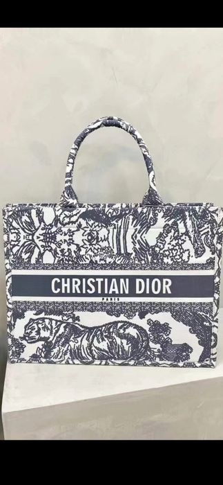 Geantă Christian Dior model 2026, 3 modele