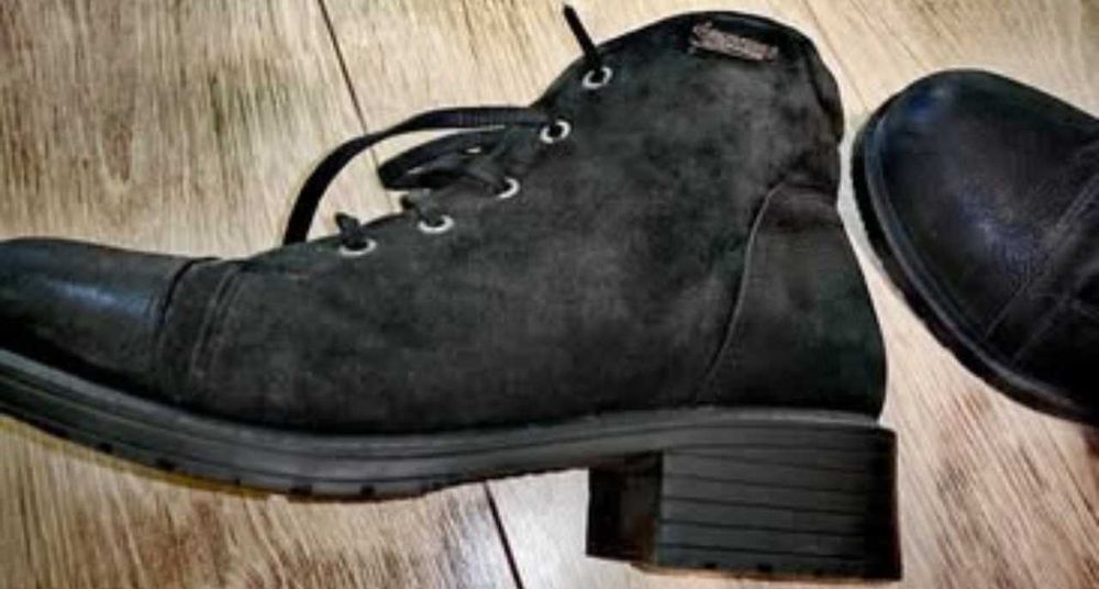 Черни дамски боти на нисък ток