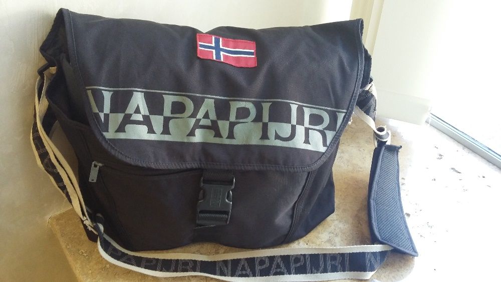 Napapijri