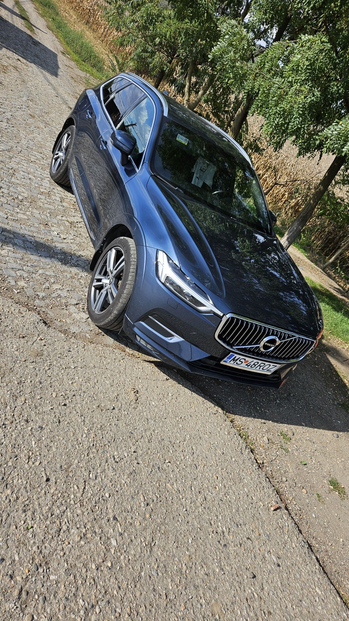 Vinn volvo xc60  din 2018 cutie automata  sau schimb