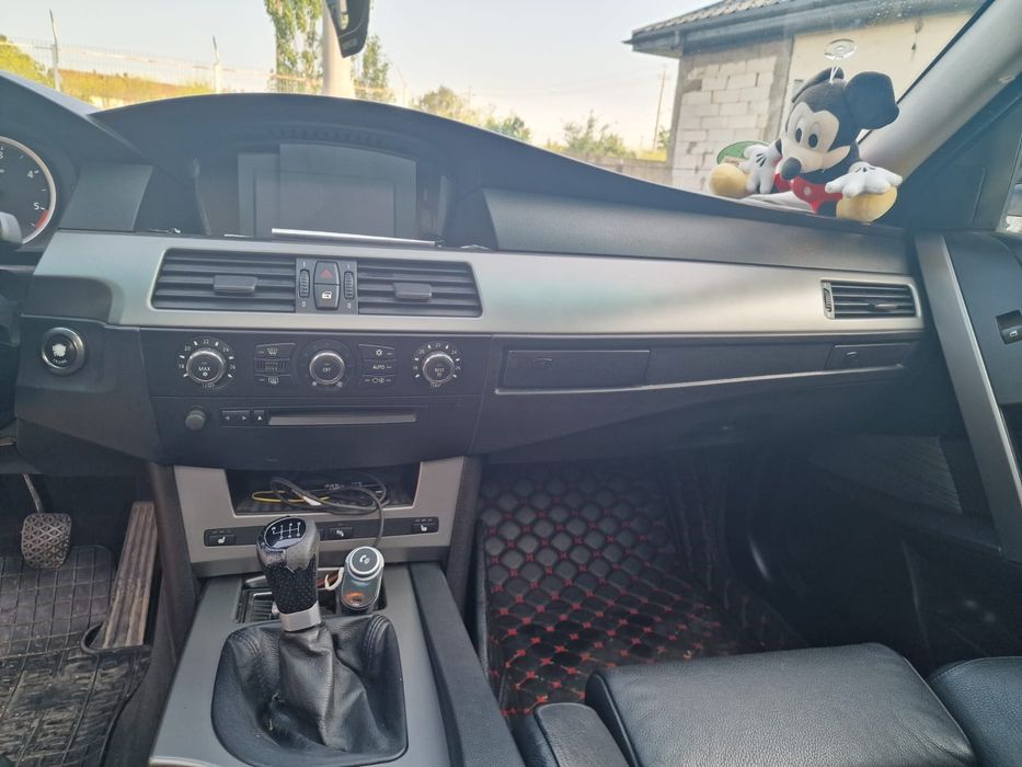 BMW seria 5 e61 520D