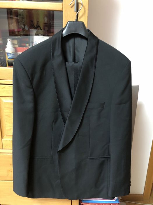 Vand costum smoking barbati,negru,marca MARCA,marimea 54.