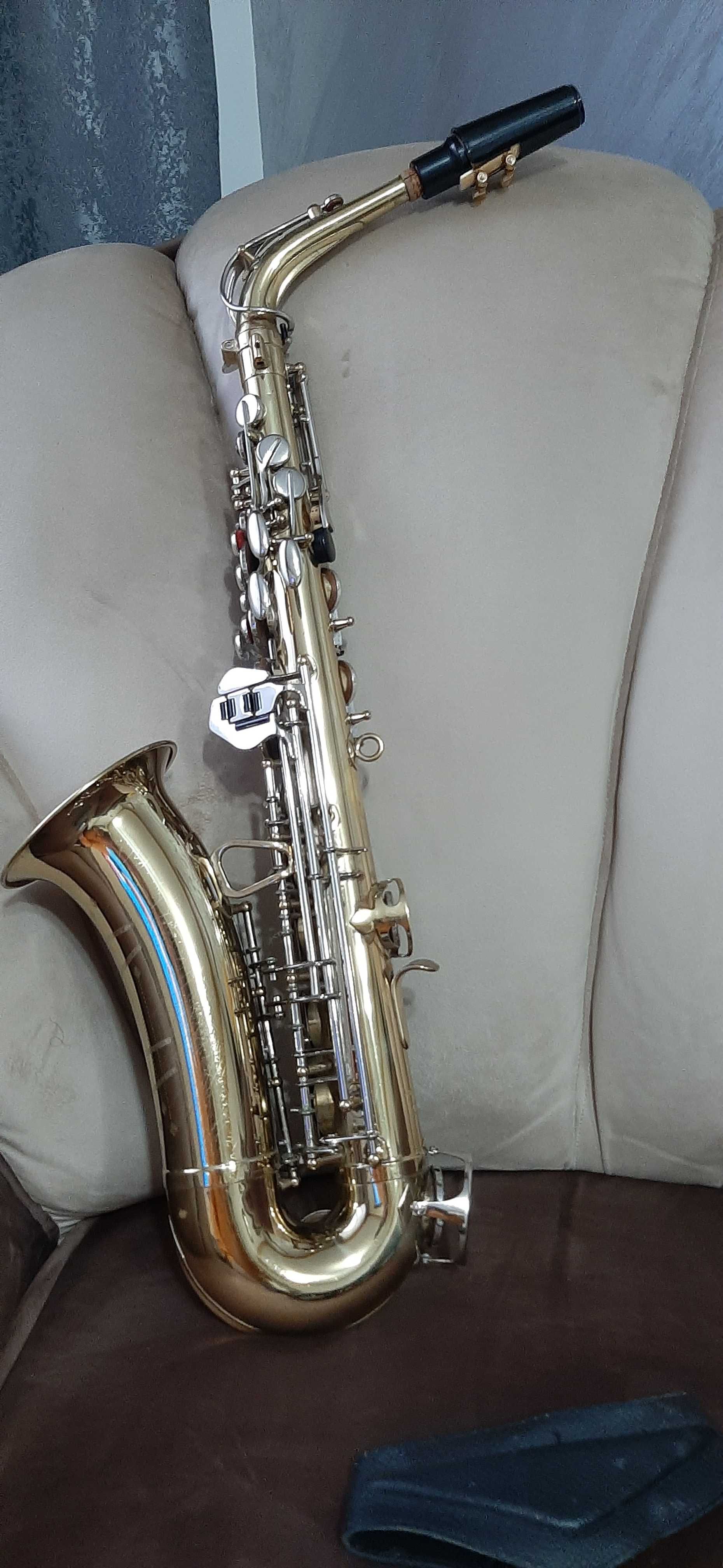 Saxofon Amati Super Classic.in stare superba