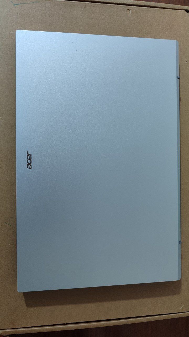 noutbook acer yangi