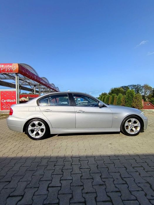 BMW 321i E90, an 2005