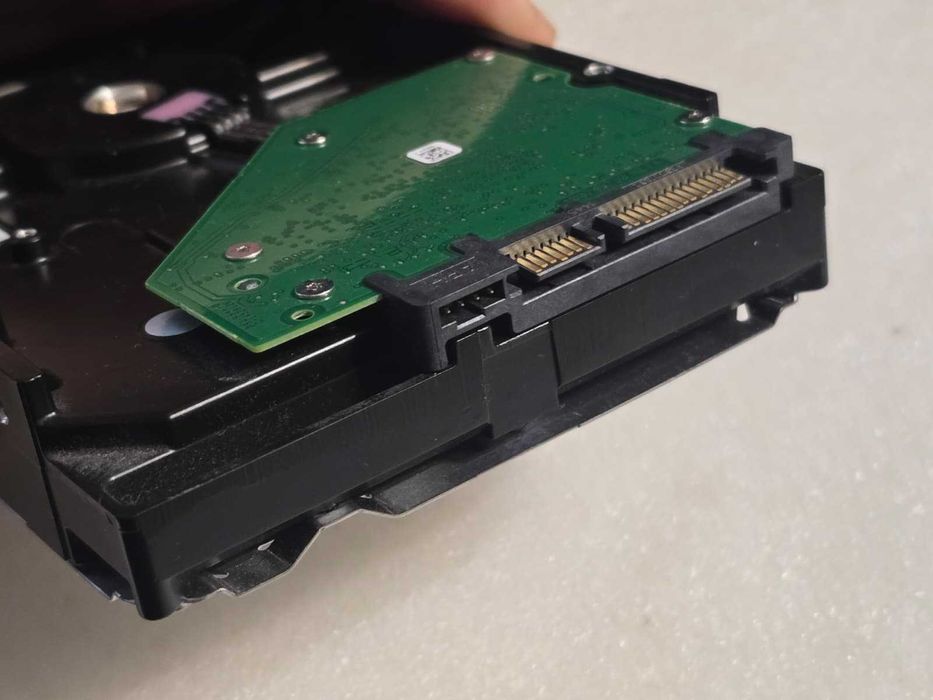 Hard disk desktop Seagate 2TB 64MB Cache SATA3 ST2000DM001