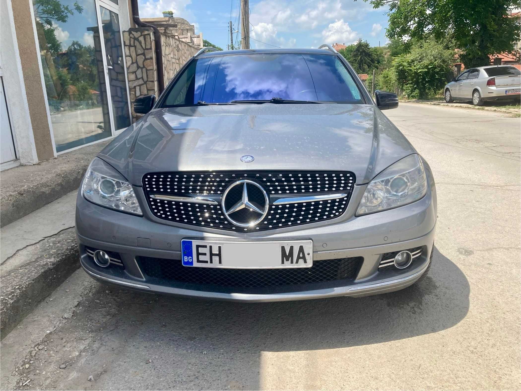 AMG решетка за Mercedes W204 C-class 2007-2014 маска