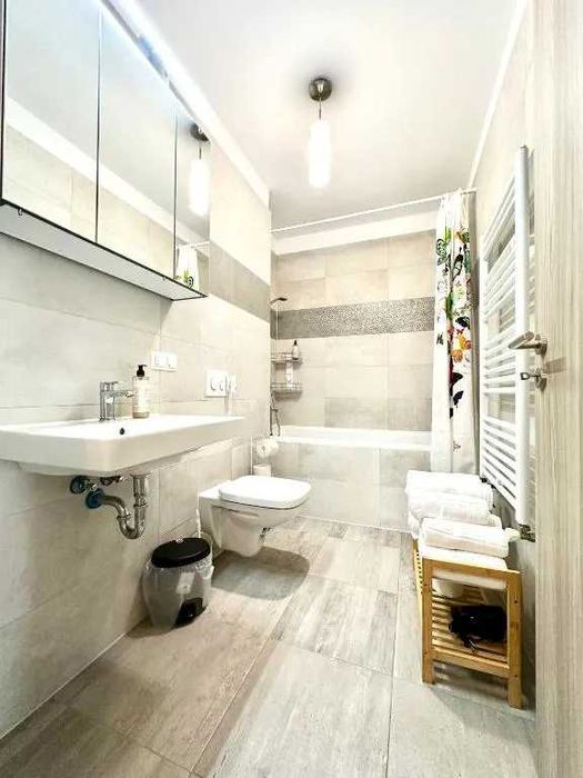 Inchiriez Apartament 3 Camere | Cartier Tractorul | Coresi Kasper