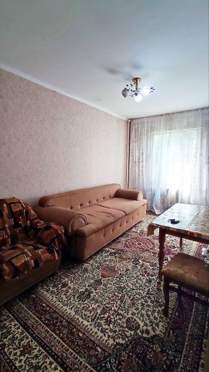 Срочно! Квартира на Дархан 4/3/9 общ пл 100м ,ор-р метро Х.Алимджан