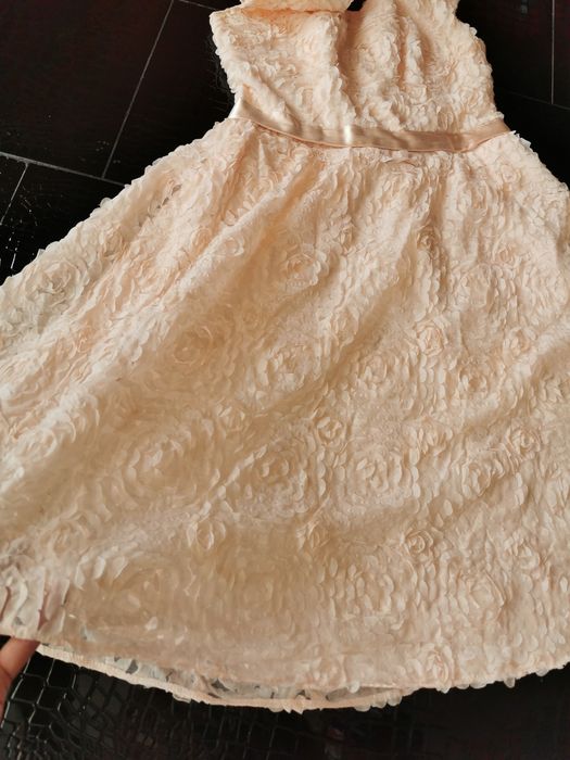 Страхотни рокли за повод за майка и дъщеря