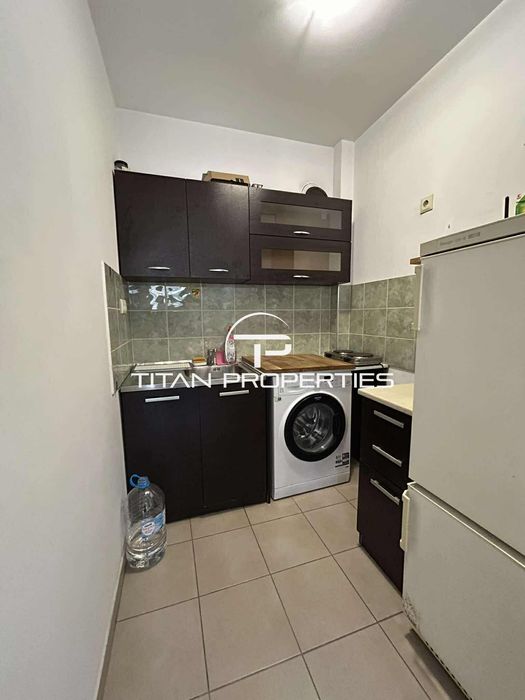 Дава се под наем Двустаен апартамент в Варна, Център - 70 кв.м за 400 € - Снимка #2