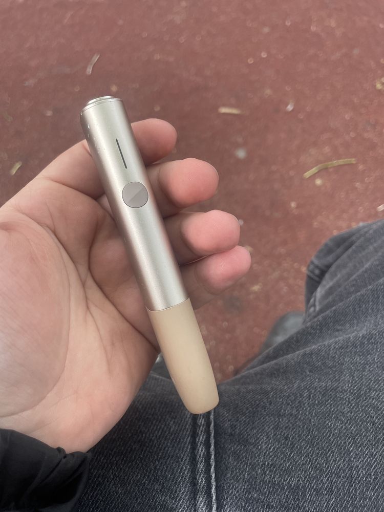Iqos iluma stare foarte buna