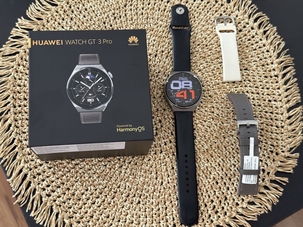 Смарт часовник Huawei Watch GT 3 Pro
