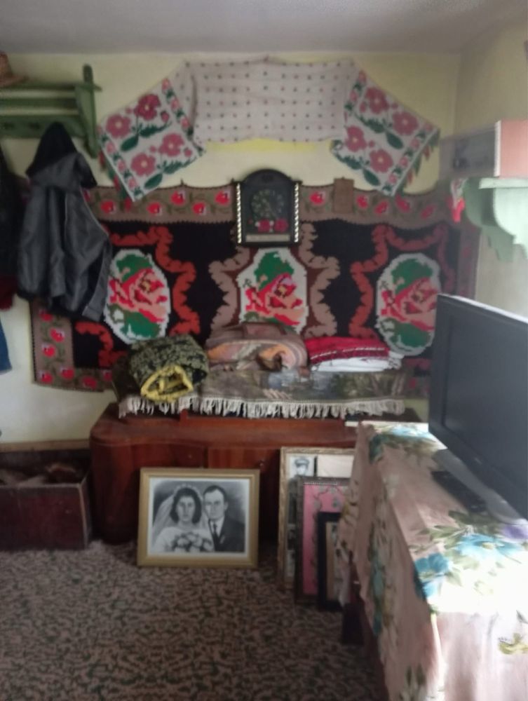 Casa cu doua corpuri  sat Aninoasa judet Arges