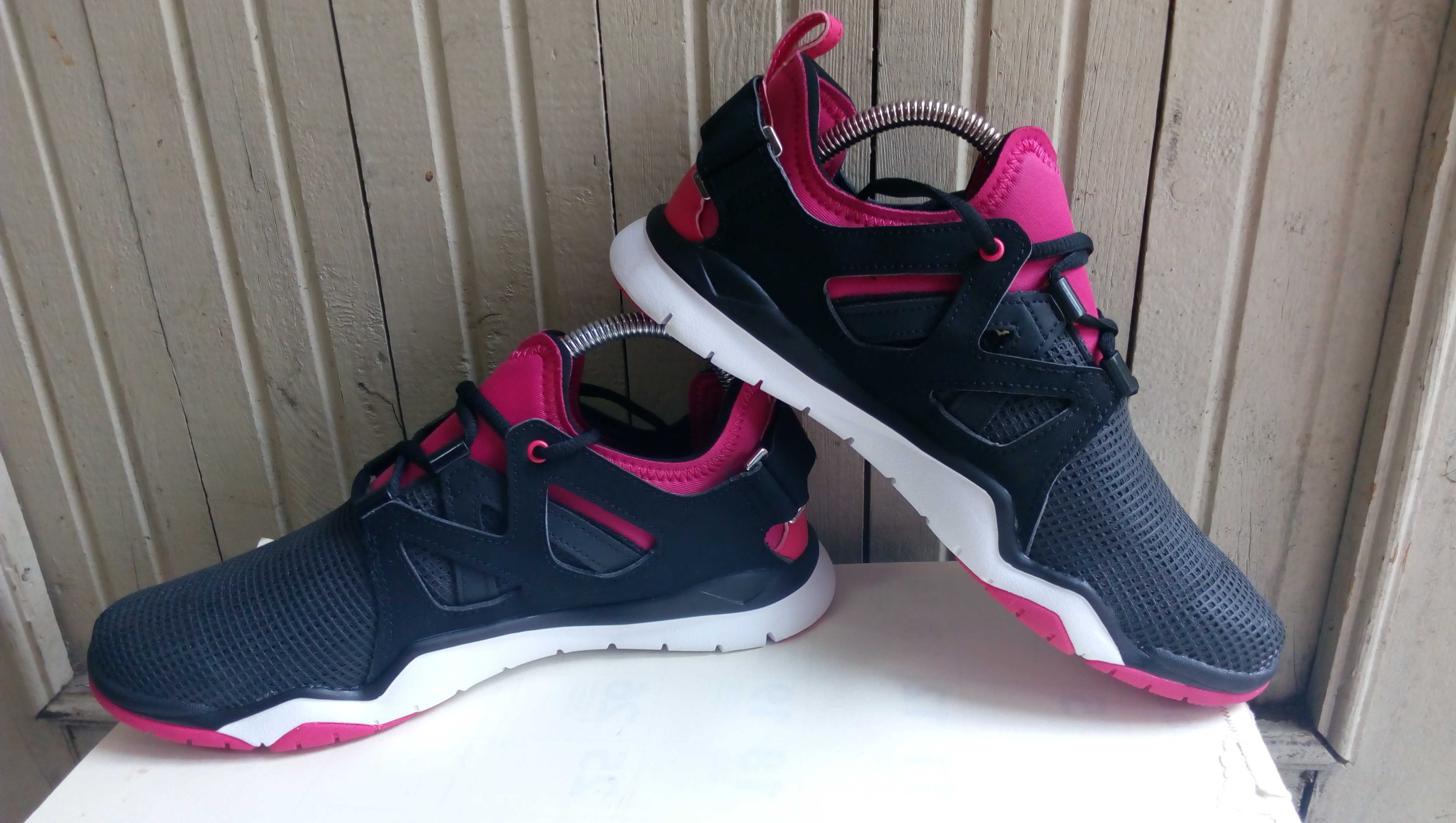 Оригиннални маратонки''Reebok Nanoweb Z rated'' 38 номер