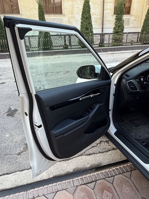 Kia Seltos 3 pozitsa Full  kraska toza 100 %