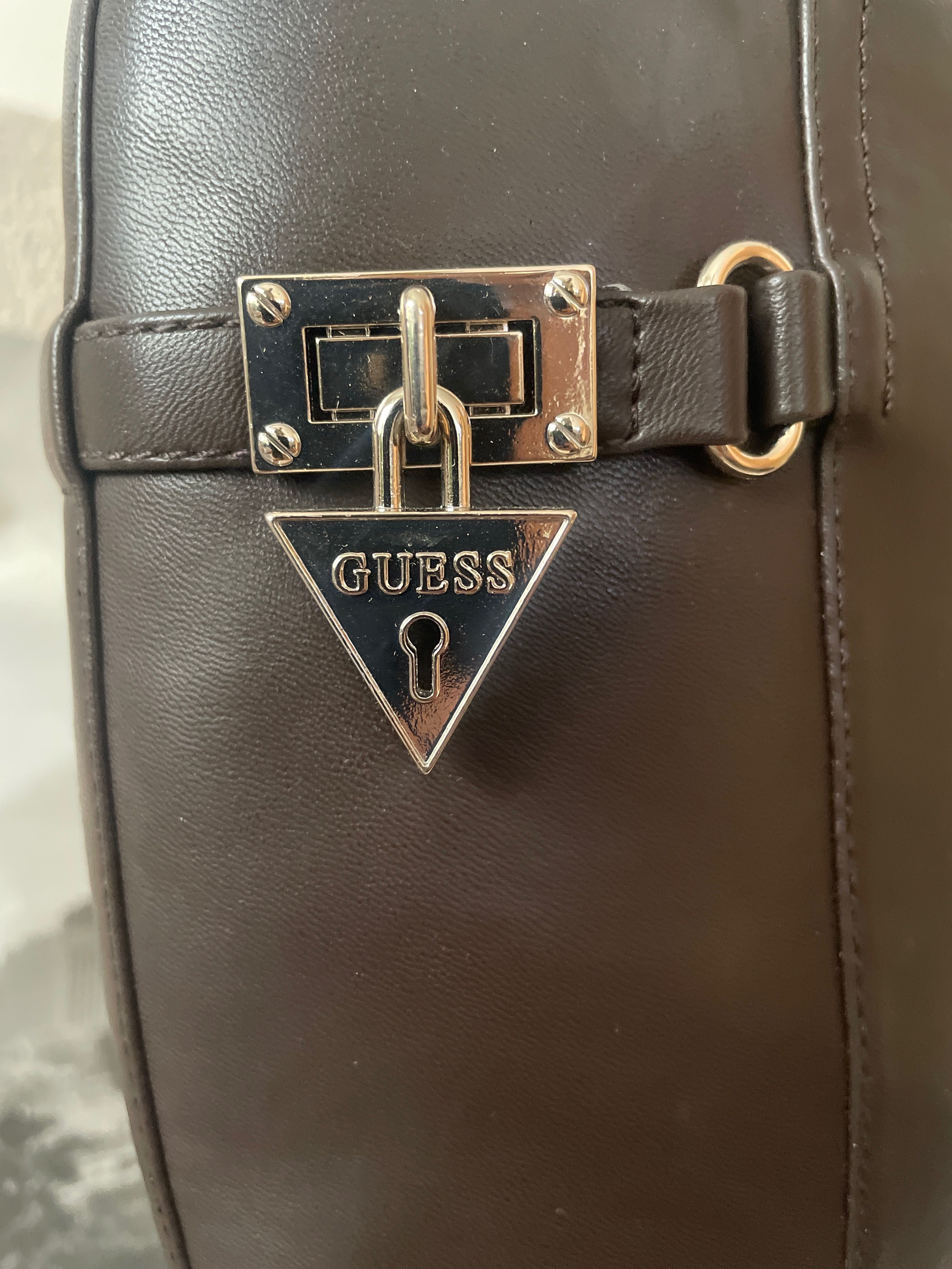 Оригинални ботуши Guess