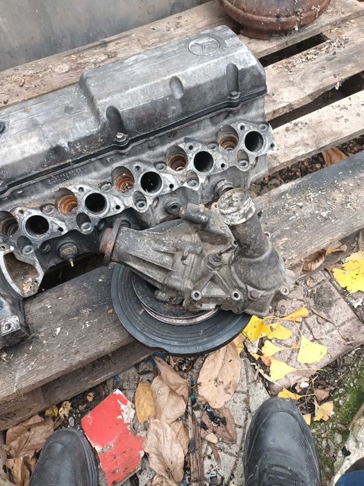 Части за мерцедес 250 тди