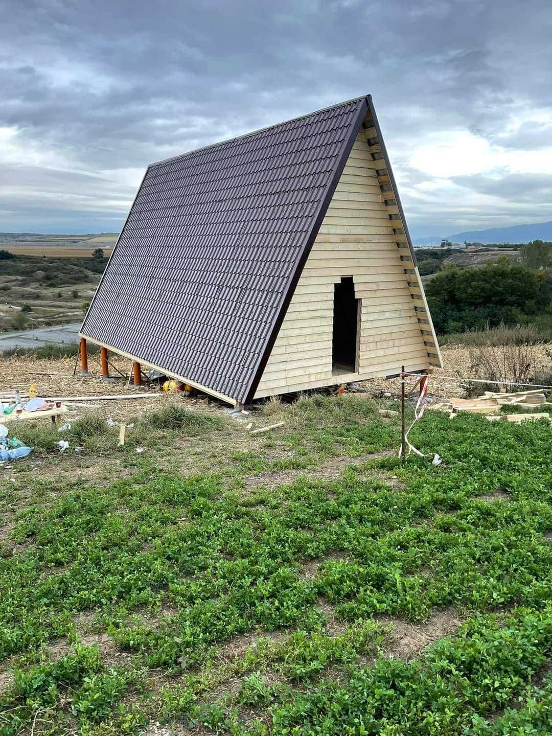 Cabana A Frame din structura de lemn de vanzare